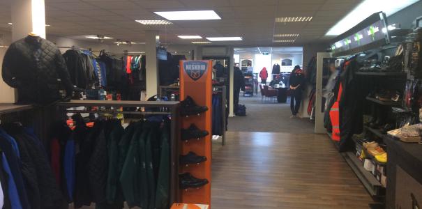 Renovatie Winkel Van Dijk Corporate Wear te Opheusden