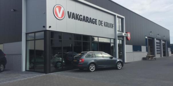 Nieuwbouw Vakgarage De Kruijf, te Heteren