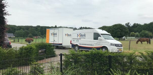 Duitse zonnepanelen geplaatst op een Poolhouse, te Lunteren