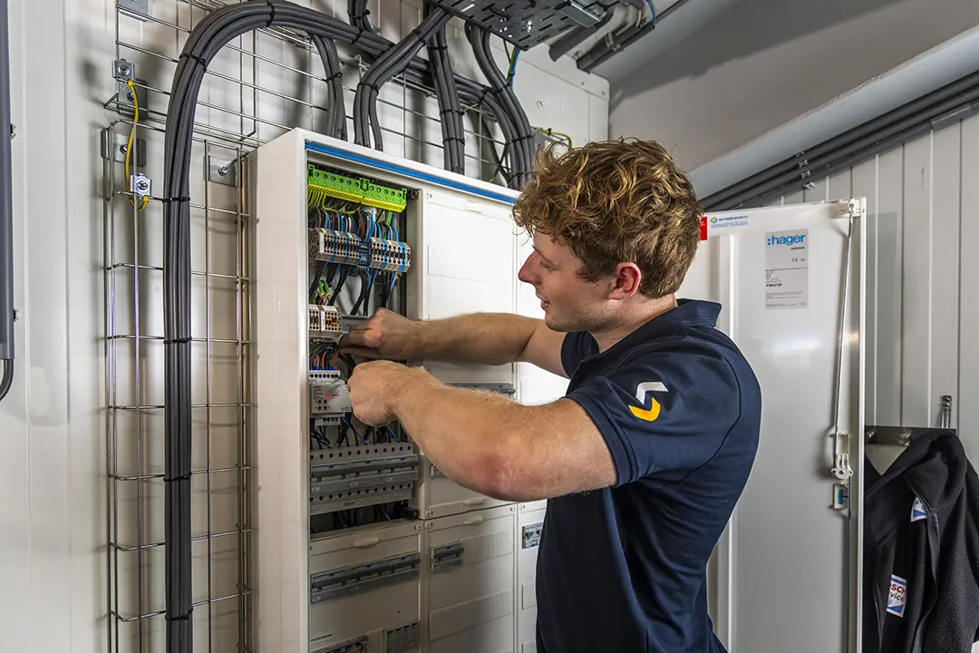 Sterk elektro bedrijf Sterk elektro bedrijf